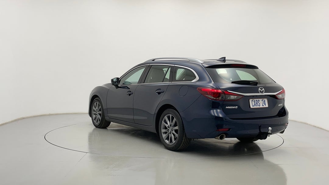 Left Back Diagonal (45- Degree) View