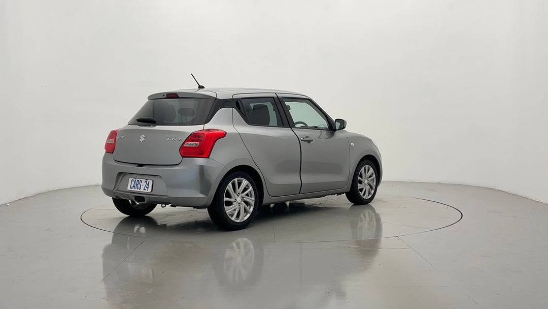 Right Back Diagonal (45- Degree) View