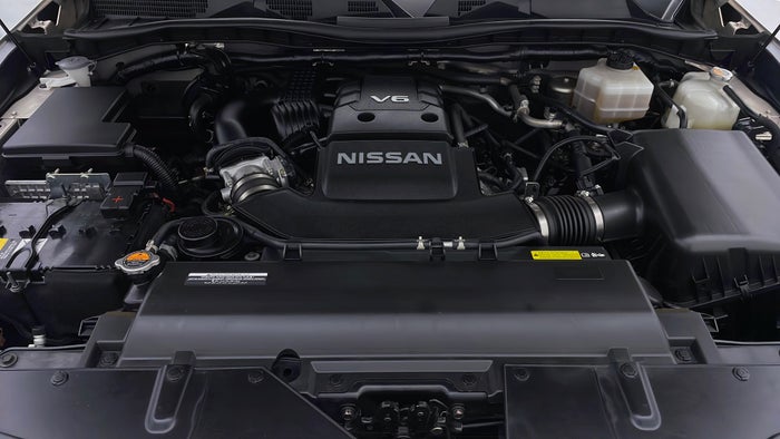 NISSAN PATROL-Engine Bonet View