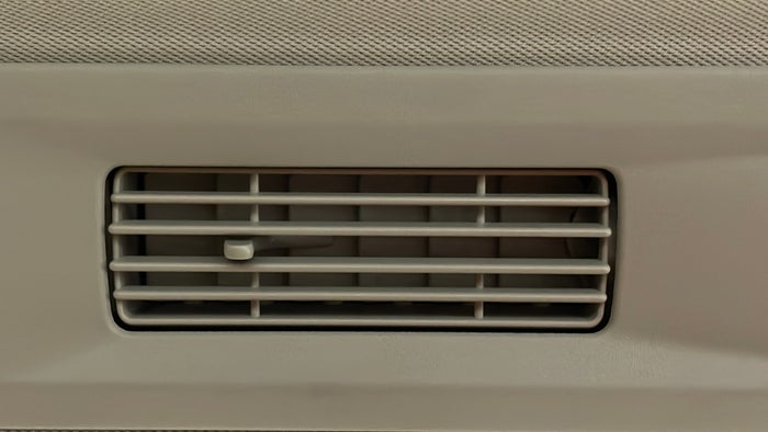 NISSAN PATROL-Rear AC Vents