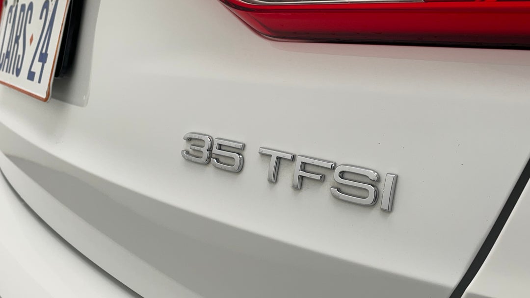 Badge (Boot Right Side)