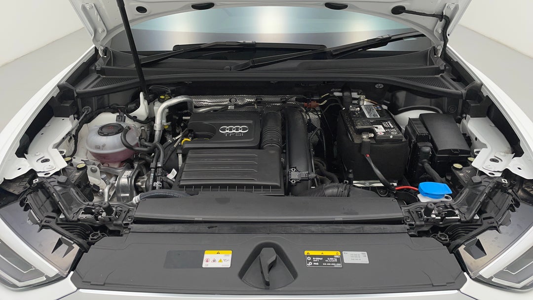 Open Bonnet (Engine)