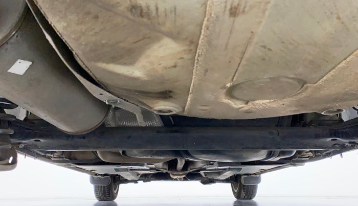 2016 Volkswagen Vento HIGHLINE PETROL AT, Petrol, Automatic, 38,304 km, Rear Underbody