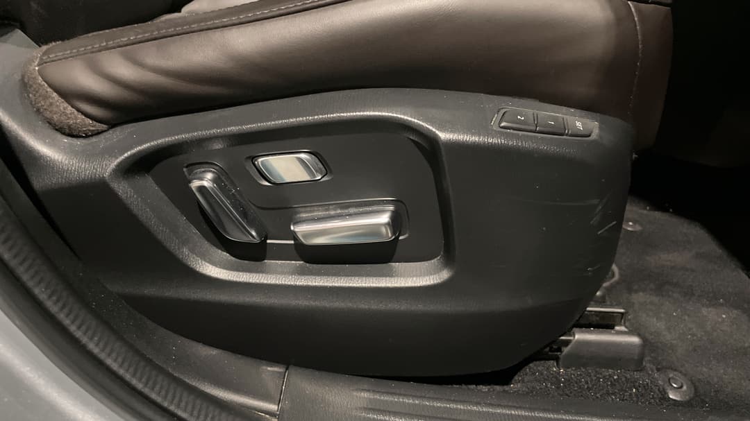 2019 Mazda CX-5 Akera (4x4), Automatic, 55599 km, Drivers Side Adjustment Panel