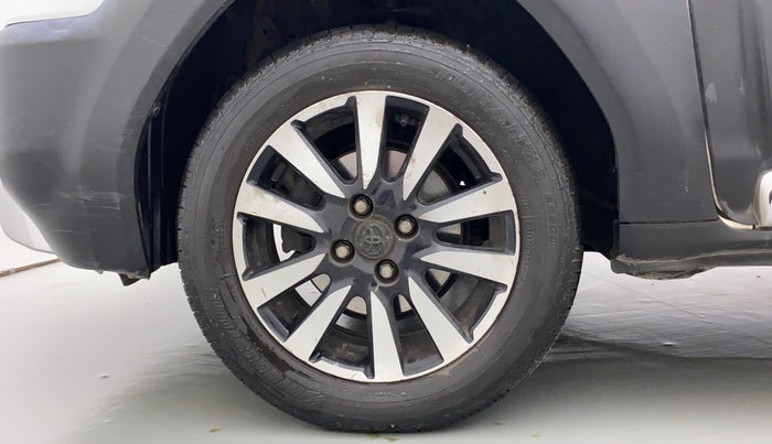 2015 Toyota Etios CROSS 1.2 G, Petrol, Manual, 79,927 km, Left Front Wheel