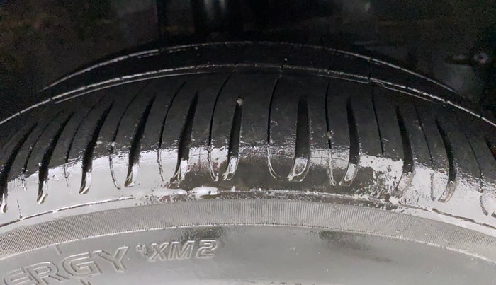 2015 Toyota Etios CROSS 1.2 G, Petrol, Manual, 79,927 km, Right Front Tyre Tread
