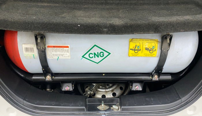 2018 Maruti Wagon R 1.0 LXI CNG, CNG, Manual, 61,540 km, Boot Inside