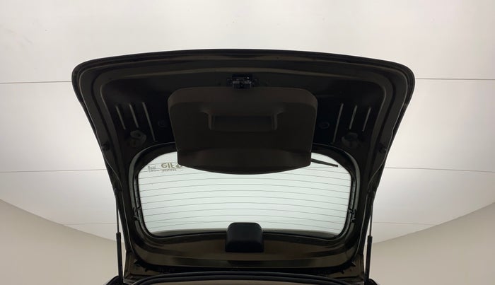 2019 Renault Duster 110 PS RXS 4X2 AMT DIESEL, Diesel, Automatic, 66,800 km, Boot Door Open