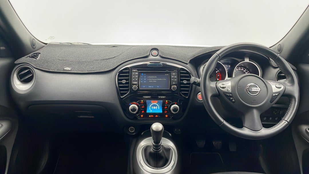 2018 Nissan Juke Ti-s (fwd), Manual, 35614 km, Dashboard View