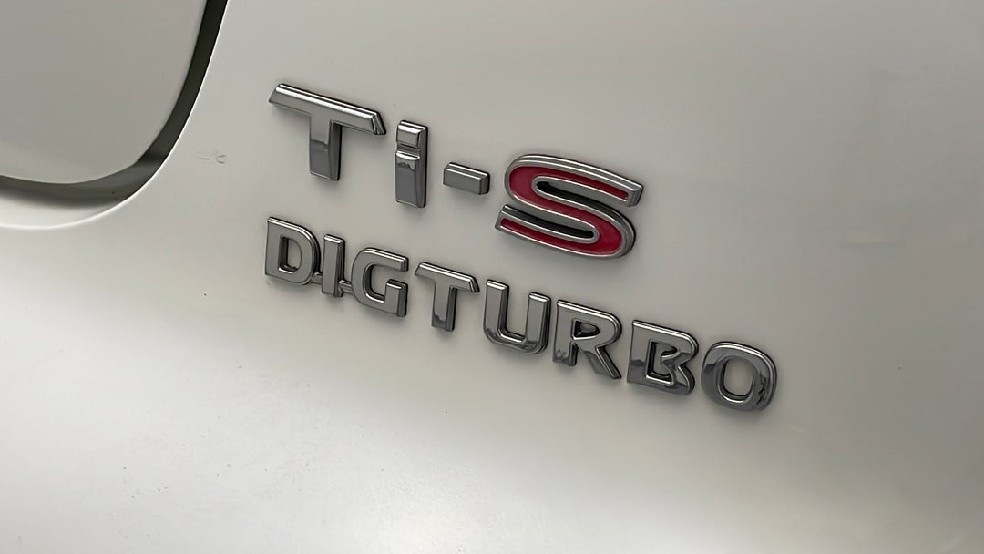 2018 Nissan Juke Ti-s (fwd), Manual, 35614 km, Badge (Boot Right Side)