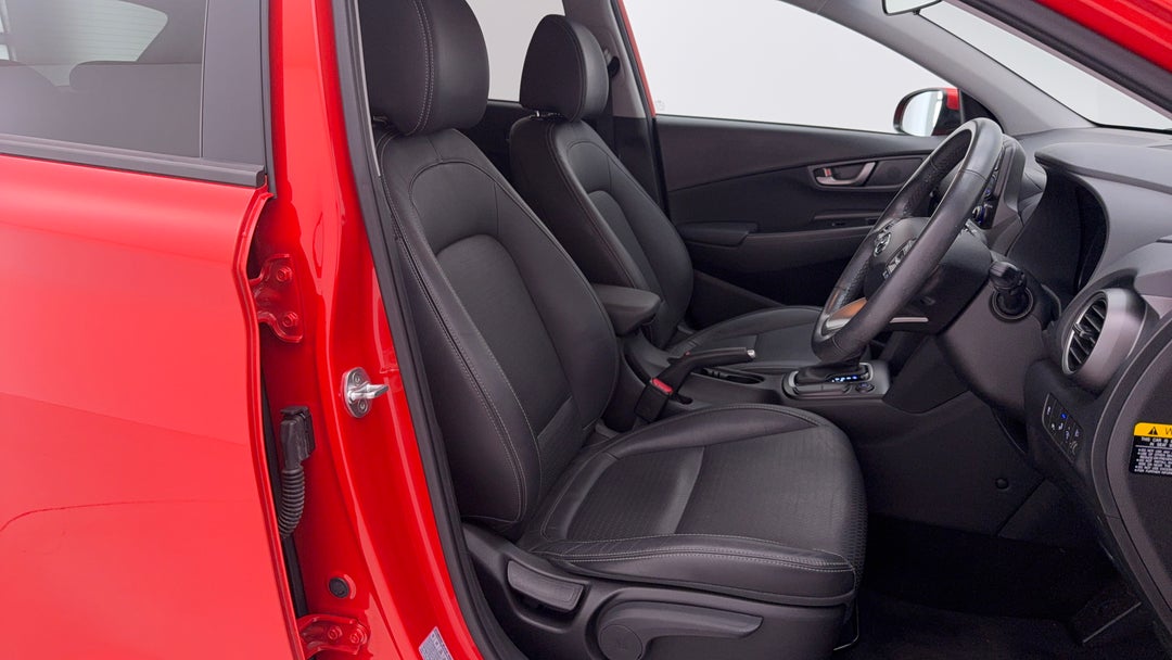 2019 Hyundai Kona Elite (FWD), Automatic, 36304 km, Right Side Front Door Cabin View