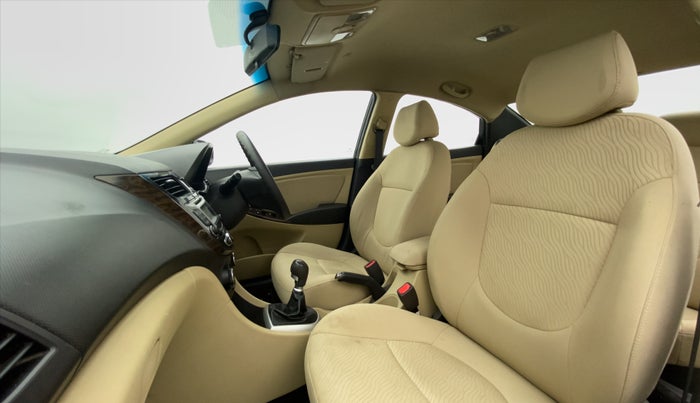 2012 Hyundai Verna FLUIDIC 1.6 EX VTVT, Petrol, Manual, 42,104 km, Right Side Front Door Cabin