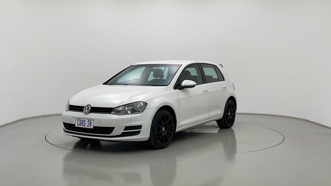 2016 Volkswagen Golf 92 Tsi Trendline, Manual, 123947 km, Left Front Diagonal (45- Degree) View