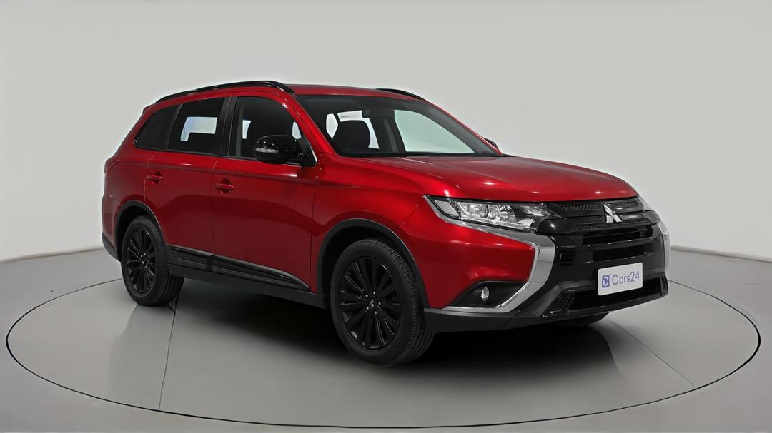 2020 Mitsubishi Outlander Black Edition 7 Seat (2WD), Automatic, 94023 km, Right Front Diagonal (45- Degree) View