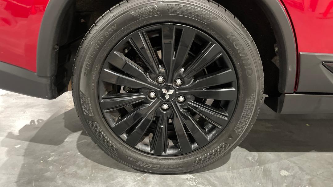 2020 Mitsubishi Outlander Black Edition 7 Seat (2WD), Automatic, 94023 km, Right Rear Wheel