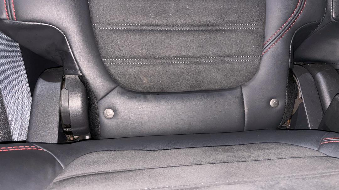 2020 Mitsubishi Outlander Black Edition 7 Seat (2WD), Automatic, 94023 km, Child Seat Anchor Points