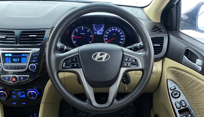 2015 Hyundai Verna FLUIDIC 1.6 CRDI S, Diesel, Manual, 73,409 km, Steering Wheel Close Up