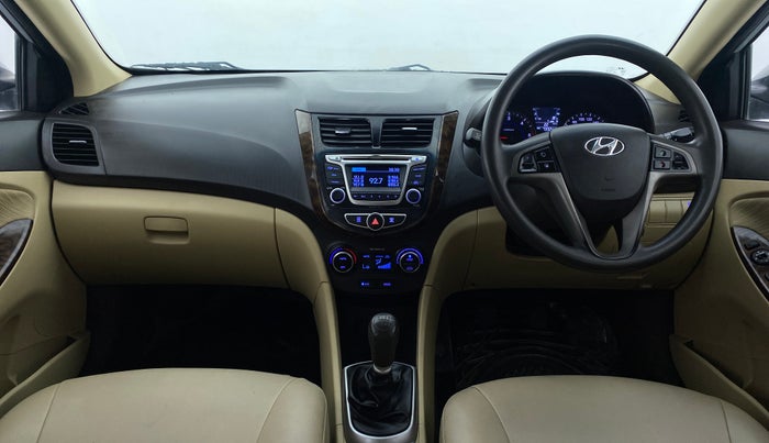 2015 Hyundai Verna FLUIDIC 1.6 CRDI S, Diesel, Manual, 73,409 km, Dashboard