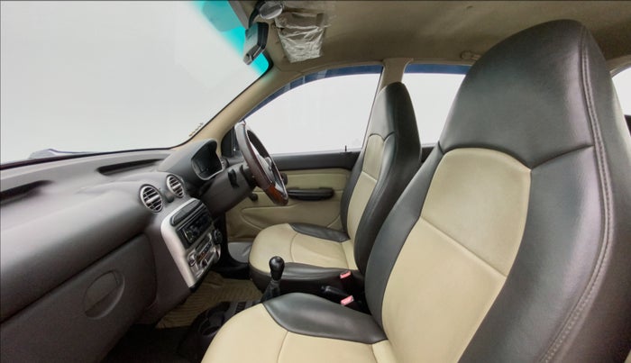 2010 Hyundai Santro Xing GL, Petrol, Manual, 46,756 km, Right Side Front Door Cabin