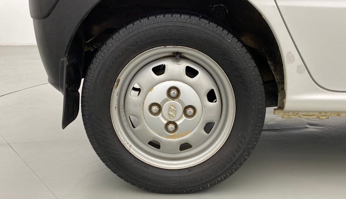 2010 Hyundai Santro Xing GL, Petrol, Manual, 46,756 km, Right Rear Wheel