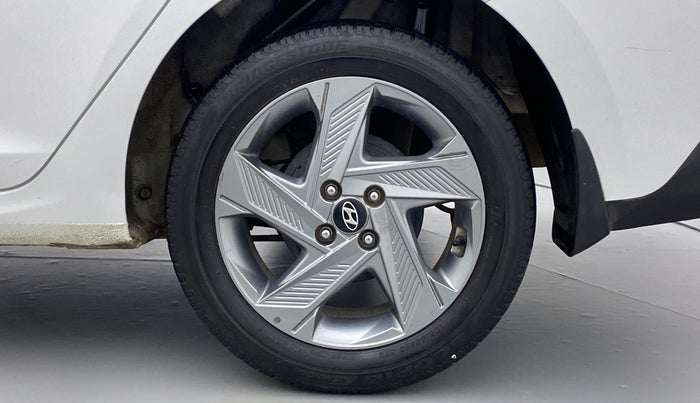 2021 Hyundai Verna SX DIESEL MT, Diesel, Manual, 51,165 km, Left Rear Wheel