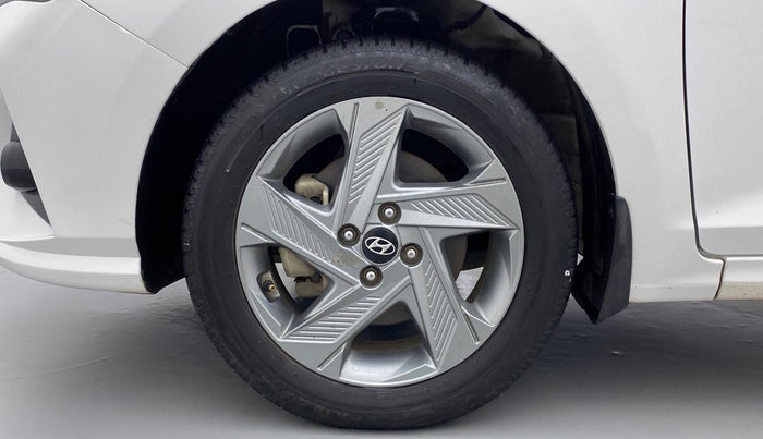 2021 Hyundai Verna SX DIESEL MT, Diesel, Manual, 51,165 km, Left Front Wheel