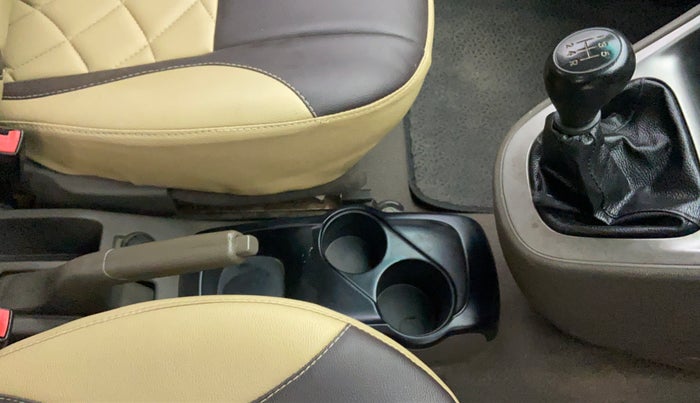 2012 Hyundai i10 SPORTZ 1.2 KAPPA2, CNG, Manual, 54,974 km, Gear Lever