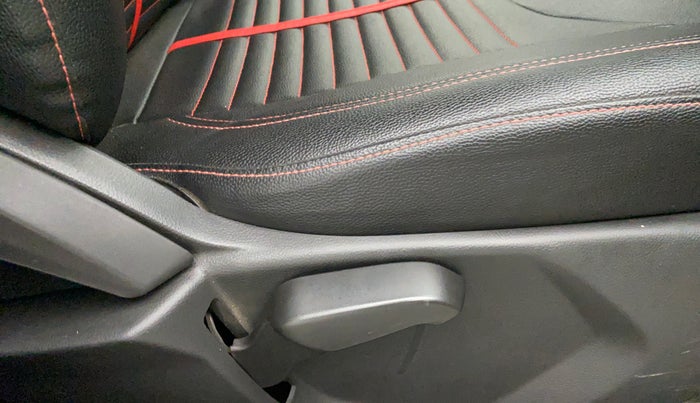 2018 Ford FREESTYLE TITANIUM 1.2 PETROL, Petrol, Manual, 24,848 km, Driver Side Adjustment Panel