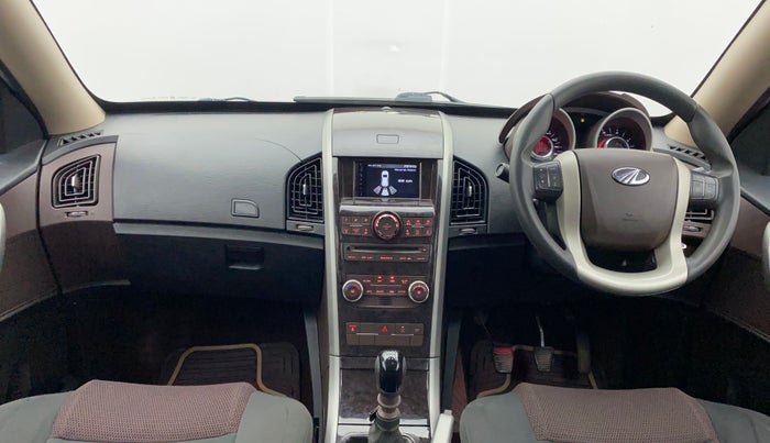 2014 Mahindra XUV500 W6, Diesel, Manual, 68,310 km, Dashboard