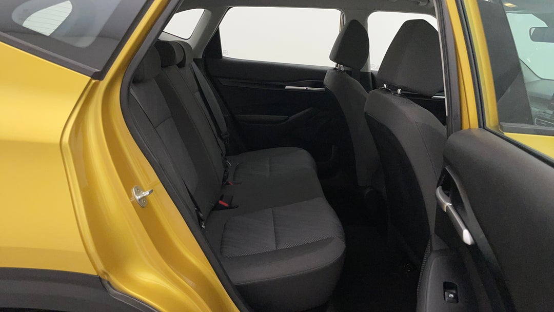 2020 Kia Seltos S (fwd), Automatic, 37443 km, Right Side Rear Door Cabin View