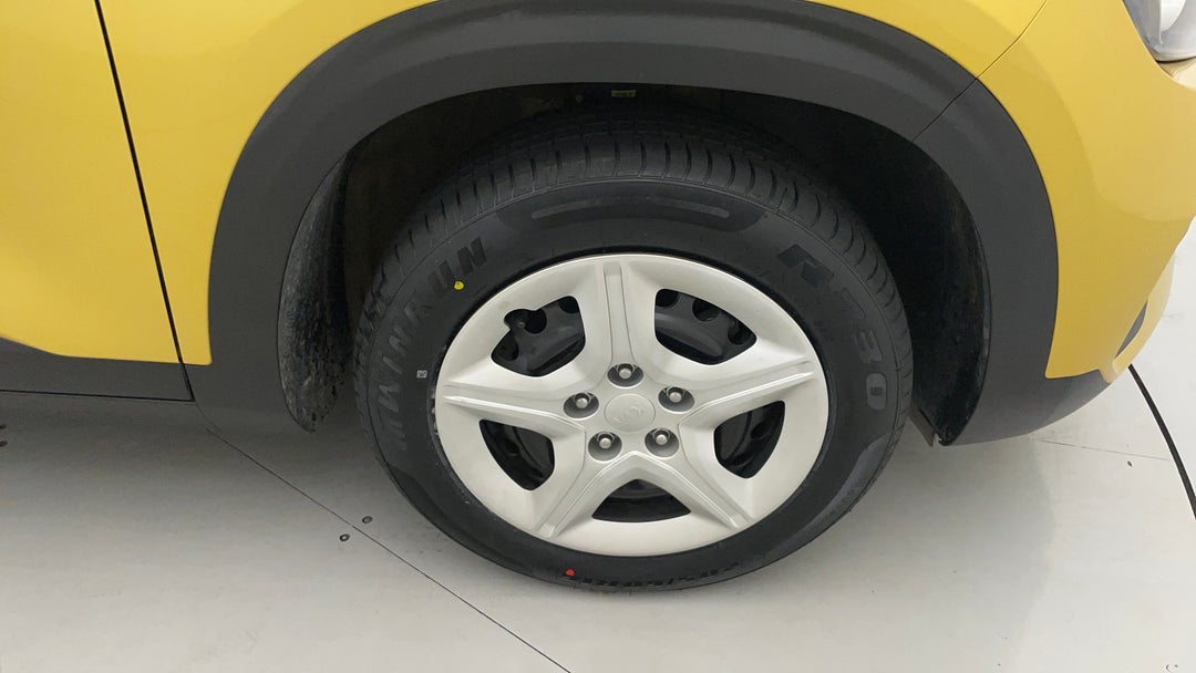 2020 Kia Seltos S (fwd), Automatic, 37443 km, Right Front Wheel