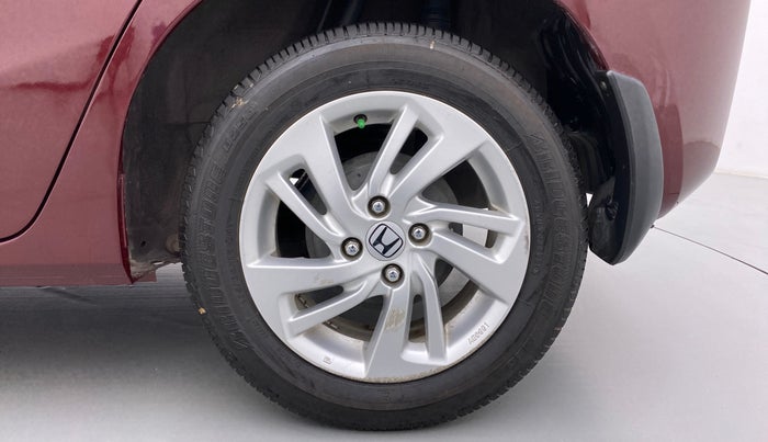 2017 Honda Jazz 1.2 V MT, Petrol, Manual, 61,383 km, Left Rear Wheel
