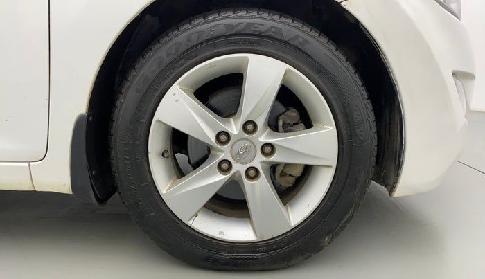 2014 Hyundai New Elantra SX 1.8 MT, Petrol, Manual, 92,790 km, Right Front Wheel