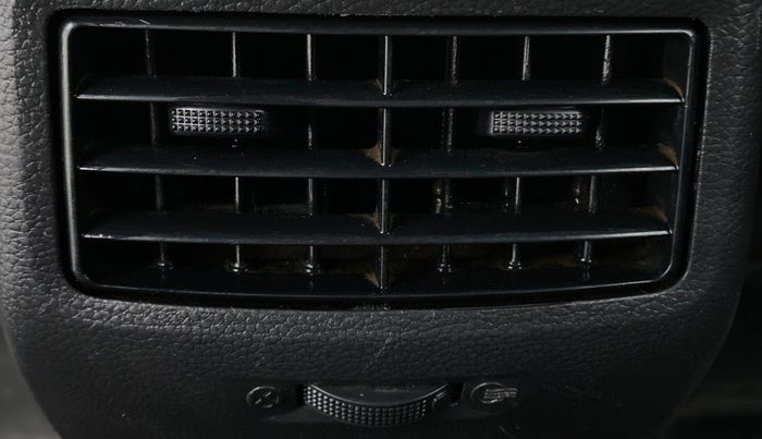 2015 Hyundai Elite i20 MAGNA 1.2, Petrol, Manual, 46,801 km, Rear AC Vents