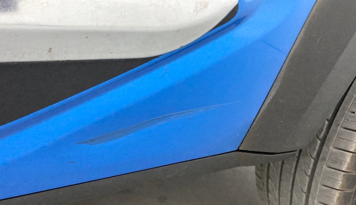 2021 Renault Kiger RXT MT DUAL TONE, Petrol, Manual, 47,768 km, Rear left door - Slightly dented