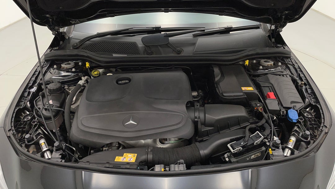 2016 Mercedes-benz CLA 200 Edition One, Automatic, 80600 km, Open Bonnet (Engine)