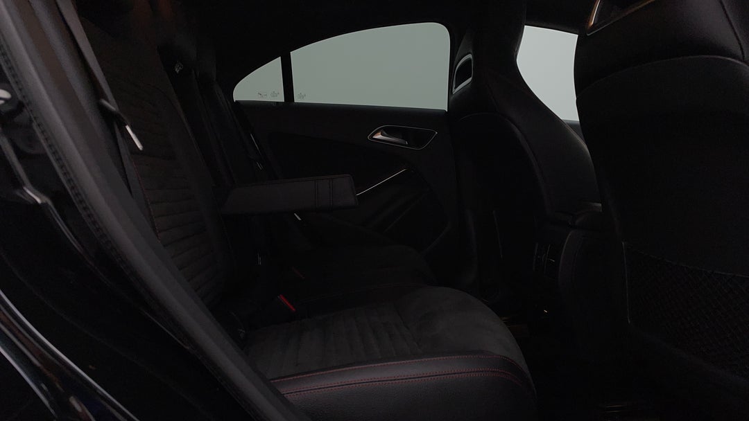 2016 Mercedes-benz CLA 200 Edition One, Automatic, 80600 km, Right Side Rear Door Cabin View