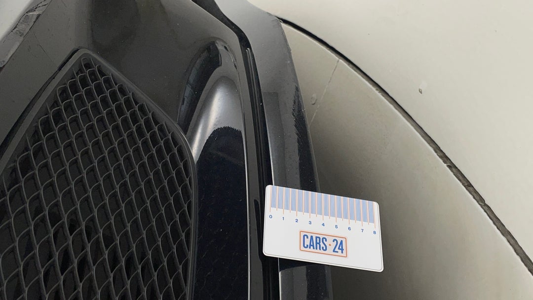 2016 Mercedes-benz CLA 200 Edition One, Automatic, 80600 km, Bumper Front Paint flaking