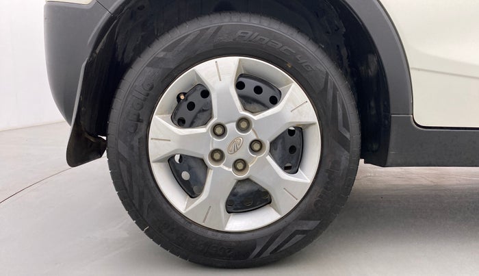 2022 Mahindra XUV300 1.5 W6 MT, Diesel, Manual, 18,832 km, Right Rear Wheel