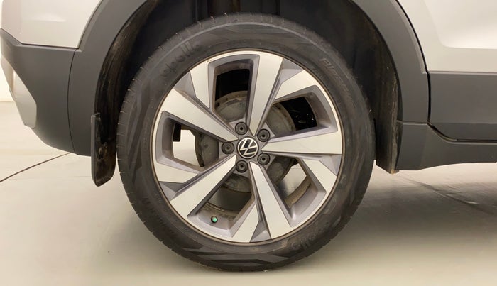 2021 Volkswagen TAIGUN TOPLINE 1.0 TSI MT, Petrol, Manual, 97,554 km, Right Rear Wheel