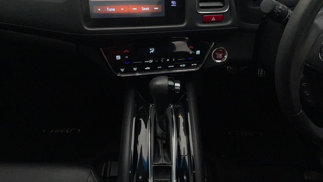 2016 Honda HR-V Vti-l, Automatic, 70115 km, Gear Lever 