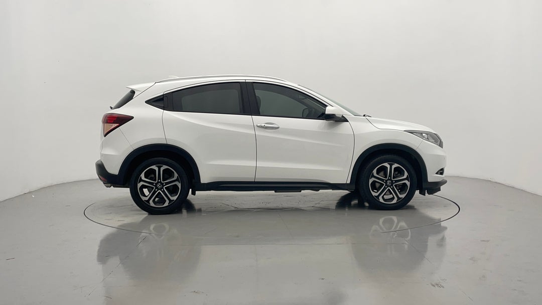 2016 Honda HR-V Vti-l, Automatic, 70115 km, Right Side View