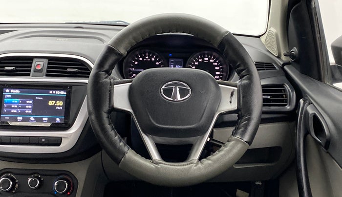 2016 Tata Tiago XM 1.2 REVOTRON, Petrol, Manual, 43,407 km, Steering Wheel Close Up