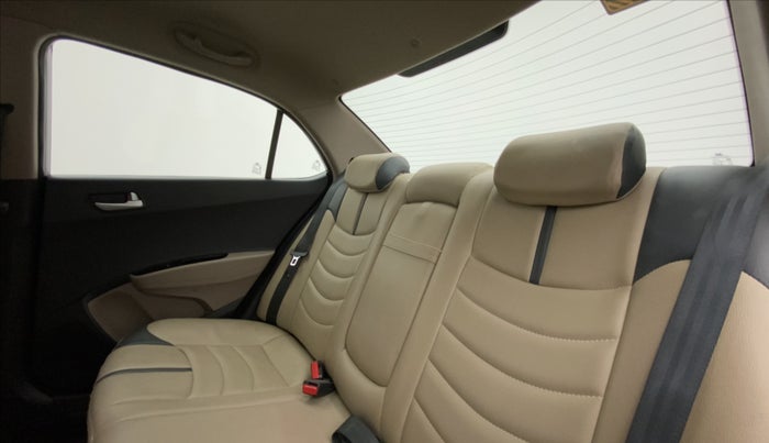 2016 Hyundai Xcent S 1.2, Petrol, Manual, 57,752 km, Right Side Rear Door Cabin