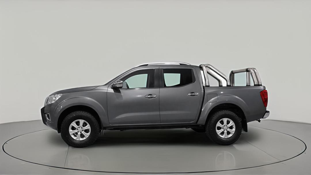 2018 Nissan Navara St-X (4x4), Automatic, 100634 km, Left Side View