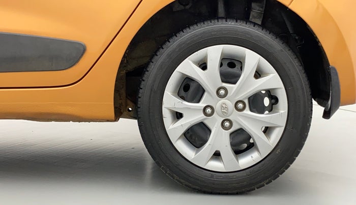 2015 Hyundai Grand i10 SPORTS 1.2 VTVT, Petrol, Manual, 46,789 km, Left Rear Wheel
