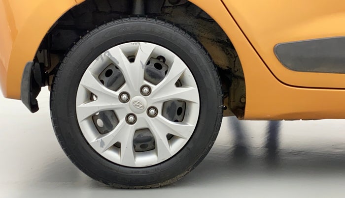 2015 Hyundai Grand i10 SPORTS 1.2 VTVT, Petrol, Manual, 46,789 km, Right Rear Wheel