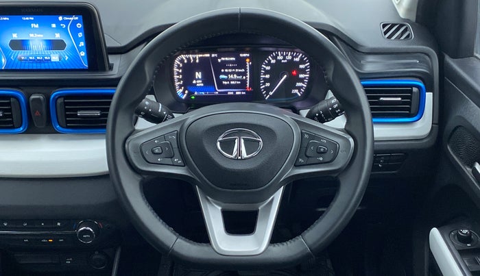 2022 Tata PUNCH CREATIVE  AMT, Petrol, Automatic, 8,001 km, Steering Wheel Close Up
