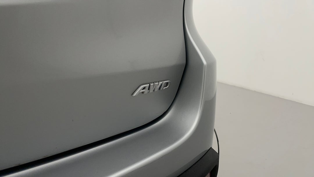 Badge (Boot Right Side)