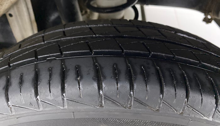 2019 Maruti Alto LXI, Petrol, Manual, 68,236 km, Left Rear Tyre Tread